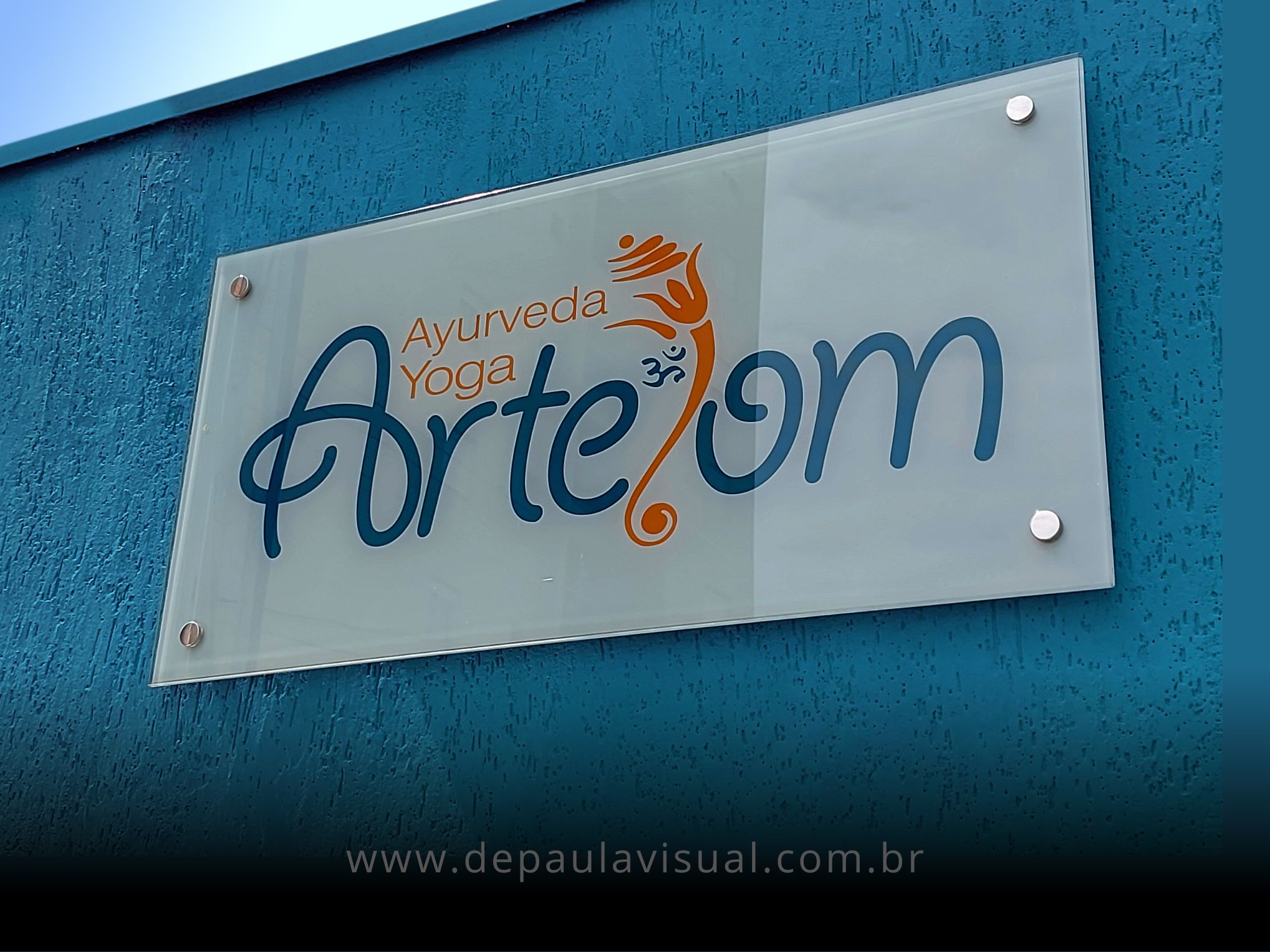 Placa com Adesivo_ (7).jpg